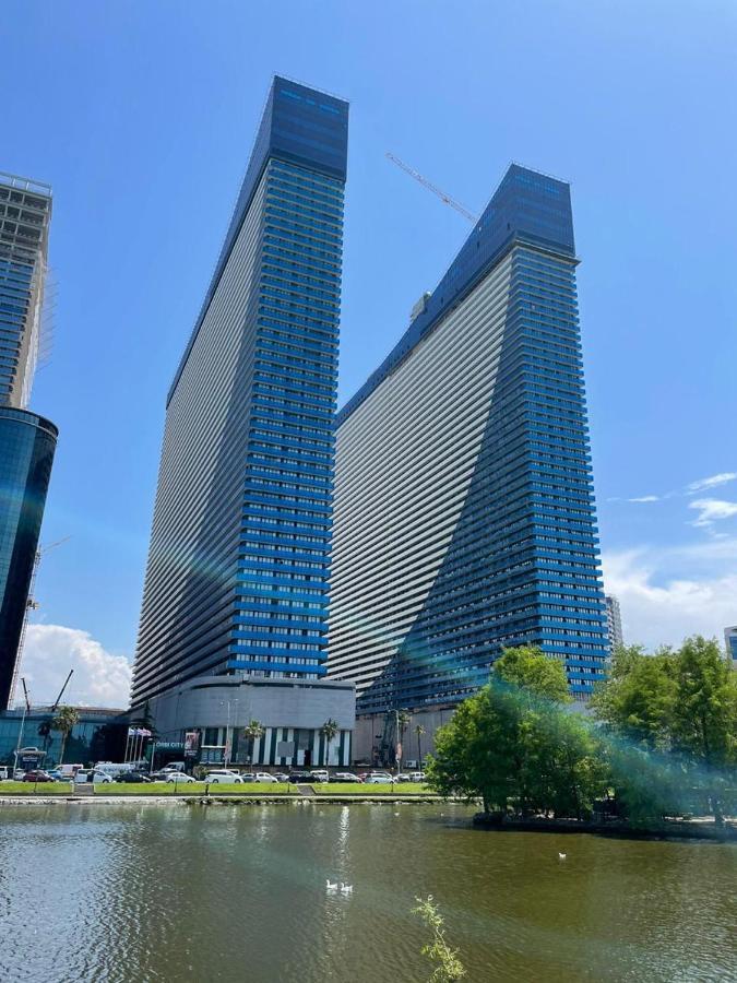 Orbi City Batumi Aparthotel Экстерьер фото