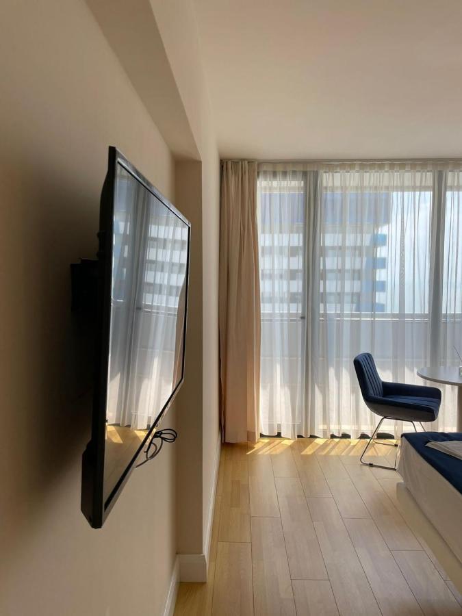 Orbi City Batumi Aparthotel Экстерьер фото