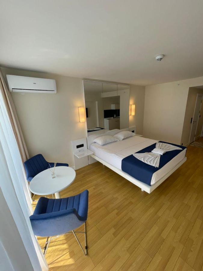 Orbi City Batumi Aparthotel Экстерьер фото