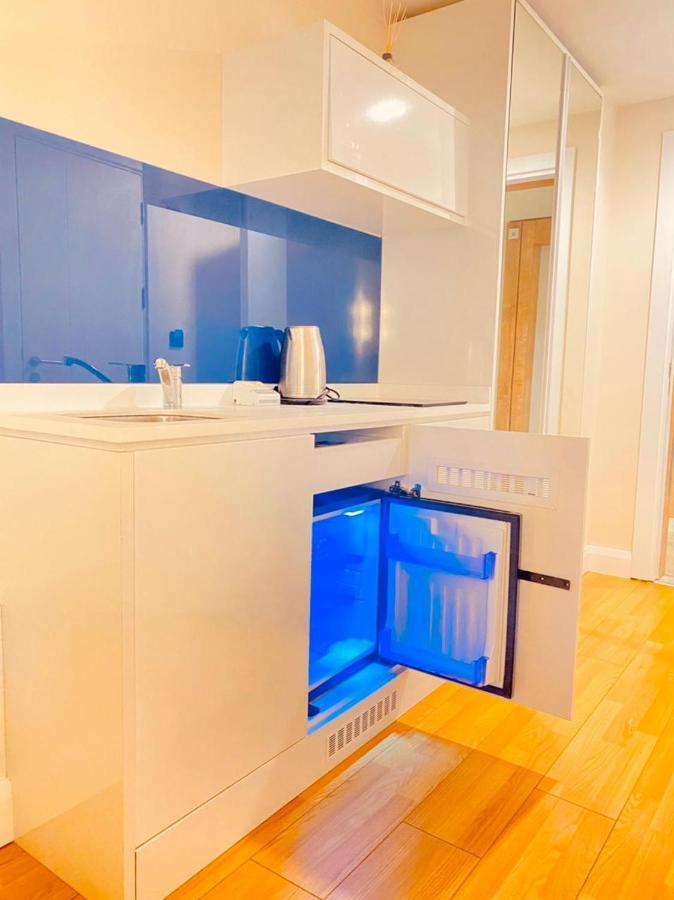 Orbi City Batumi Aparthotel Экстерьер фото