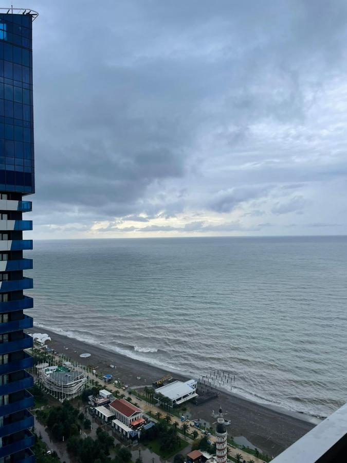 Orbi City Batumi Aparthotel Экстерьер фото