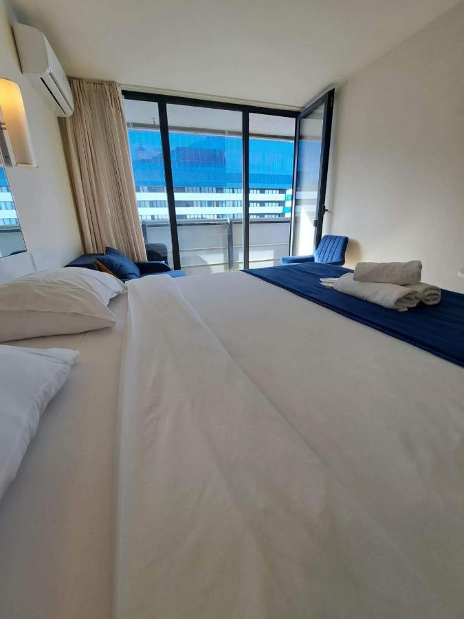 Orbi City Batumi Aparthotel Экстерьер фото