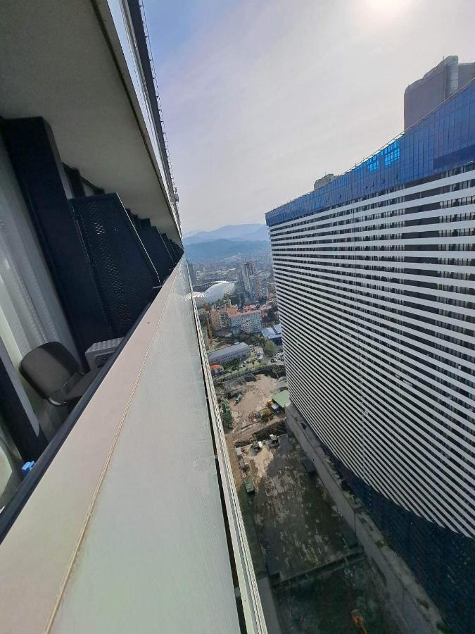 Orbi City Batumi Aparthotel Экстерьер фото