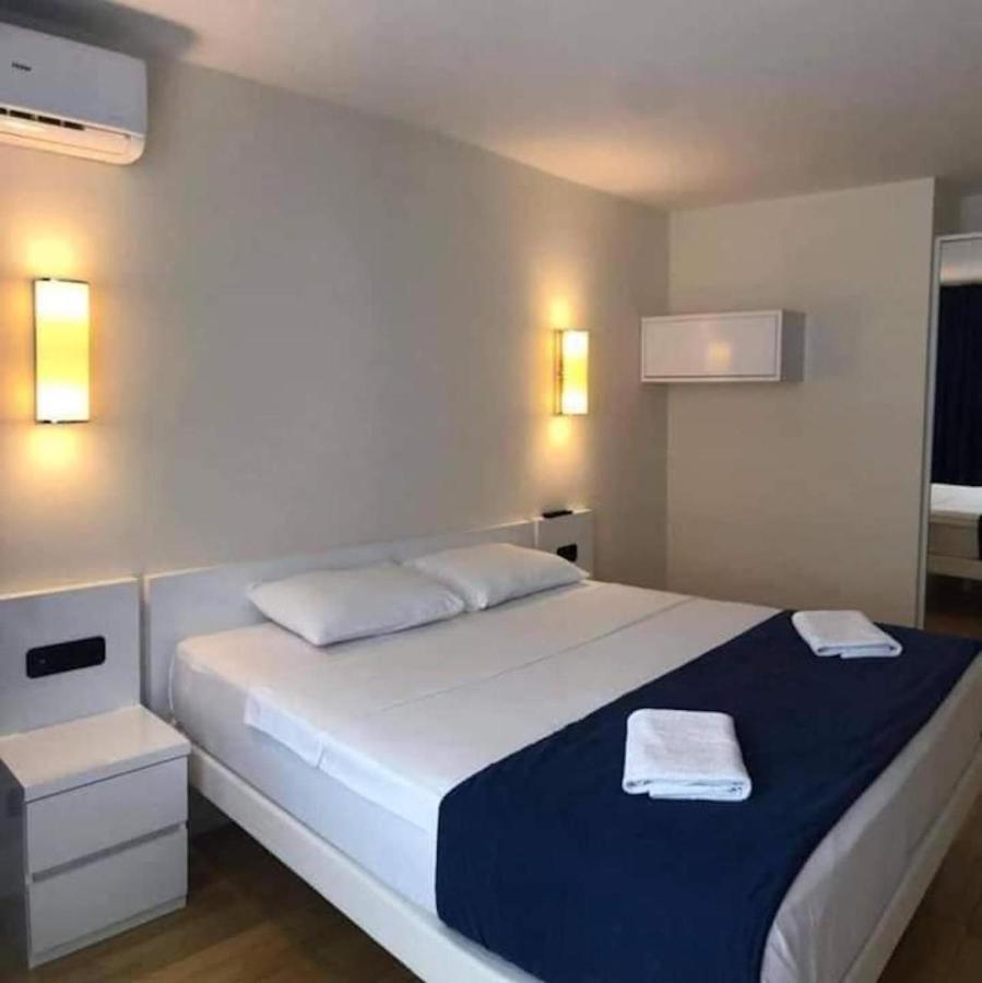 Orbi City Batumi Aparthotel Экстерьер фото