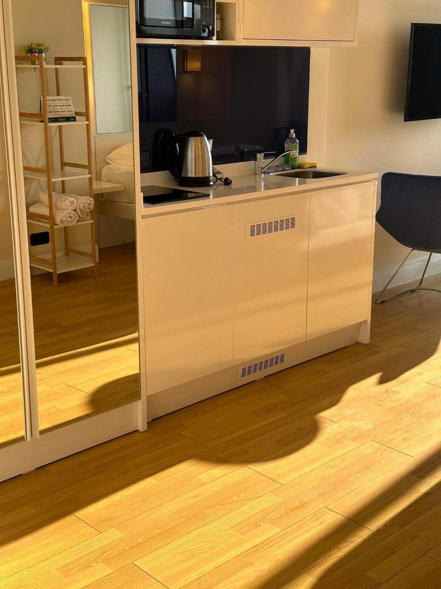 Orbi City Batumi Aparthotel Экстерьер фото