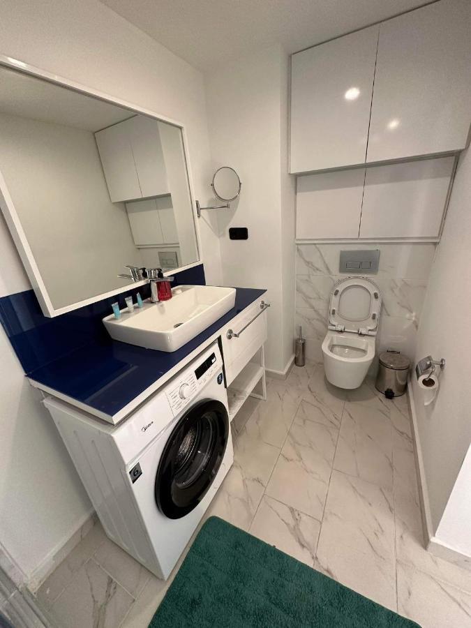 Orbi City Batumi Aparthotel Экстерьер фото