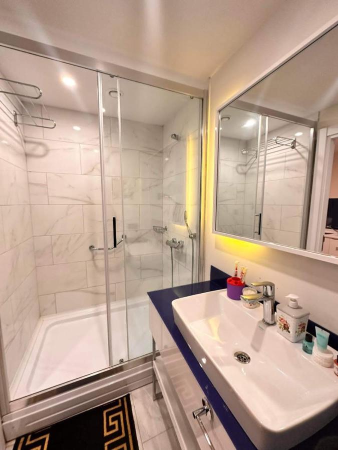 Orbi City Batumi Aparthotel Экстерьер фото